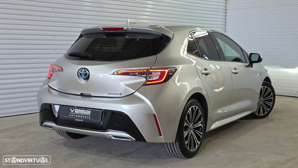 Toyota Corolla 2.0 Hybrid Exclusive - 9