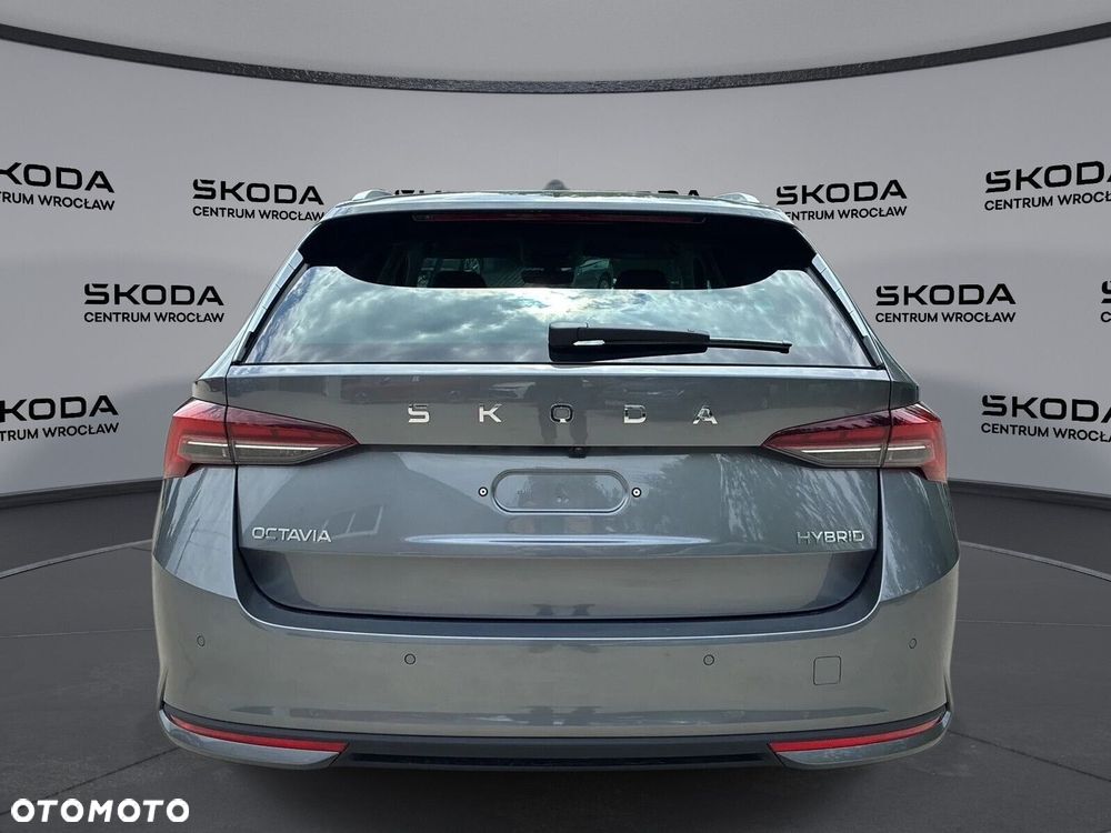 Skoda Octavia - 10
