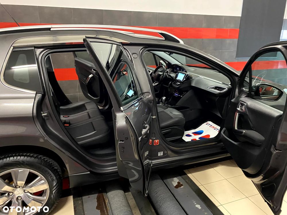 Peugeot 2008 1.6 e-HDi Allure S&S - 22