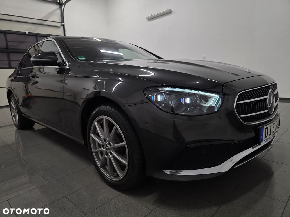Mercedes-Benz Klasa E 300 de 9G-TRONIC AMG Line - 1