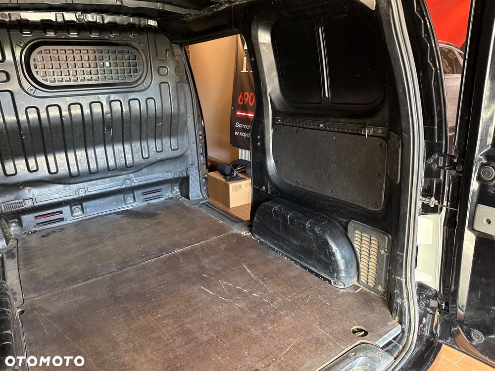 Nissan E-NV 200 - 16