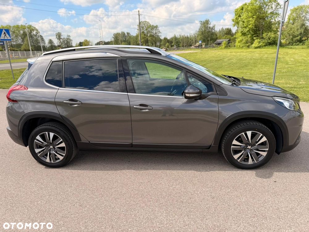 Peugeot 2008 1.2 Pure Tech Style S&S EAT6 - 9