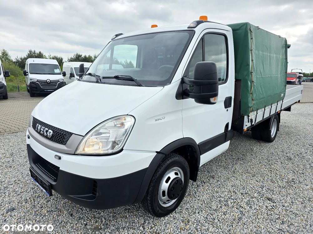Iveco 35C17 3,0 HPI 170 KONNA SKRZYNIA 4,2M HDS HIAB DŻWIG KLIMA WEBASTO BLIŻNIAKI DO 3,5T