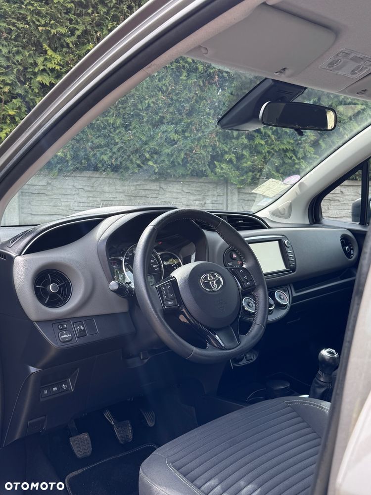 Toyota Yaris - 13