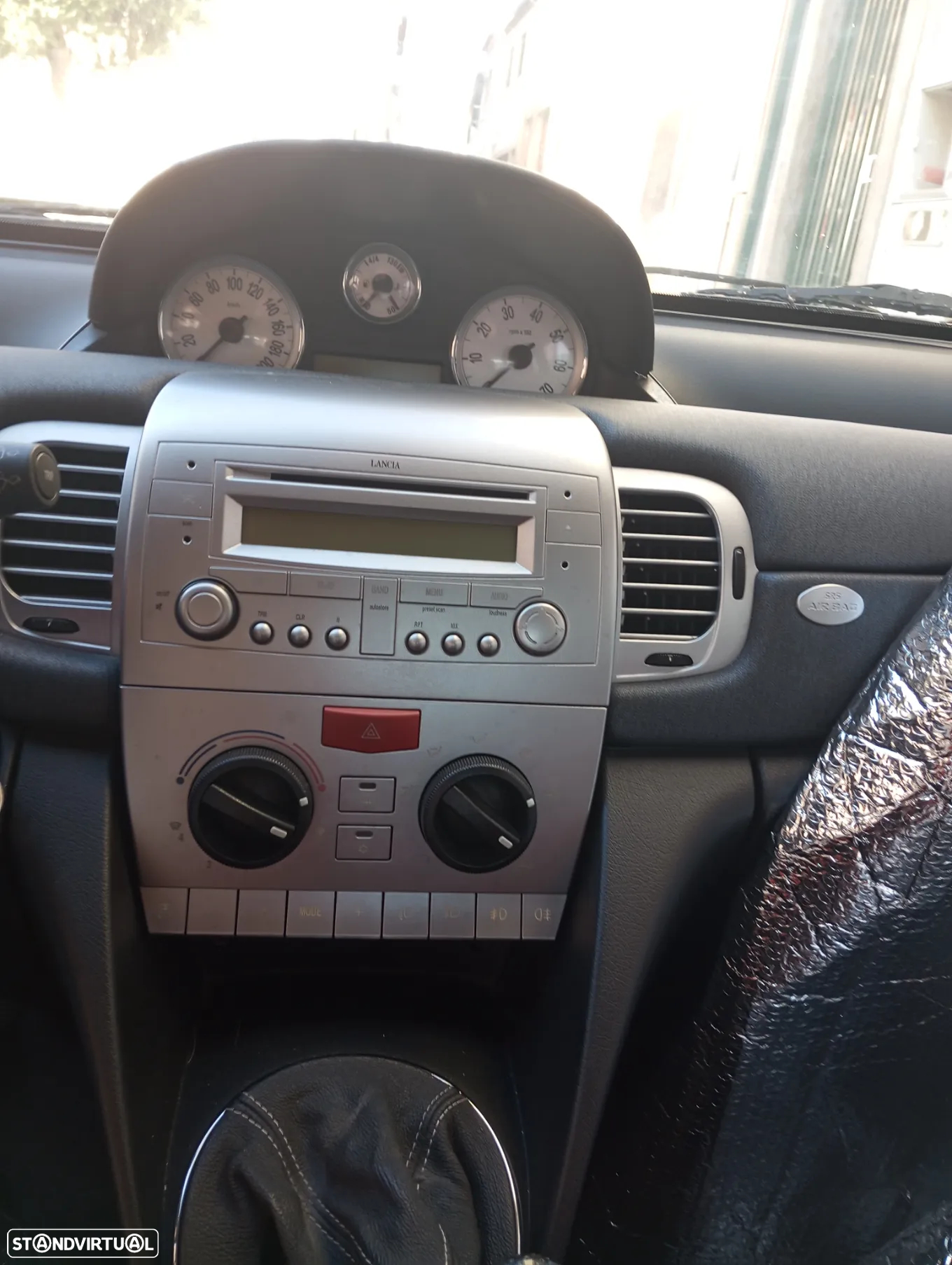 Lancia Ypsilon - 6