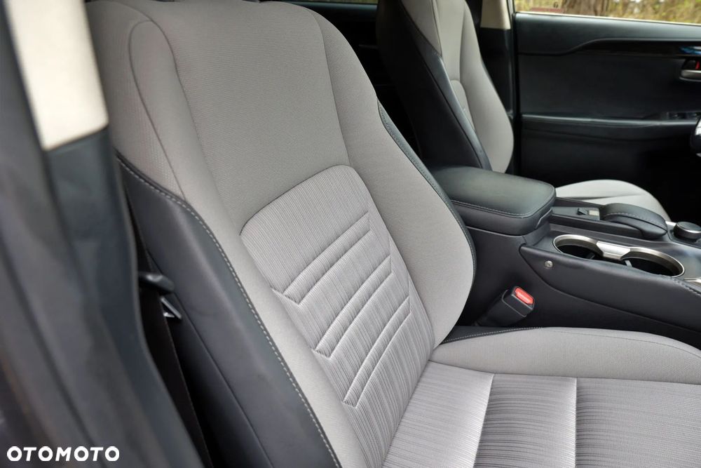 Lexus NX 300h Elegance AWD - 12