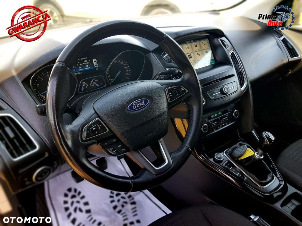 Ford Focus 1.0 EcoBoost Titanium Style - 23