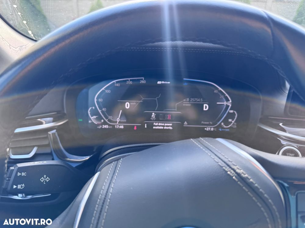 BMW Seria 5 530e Aut. Luxury Line - 9