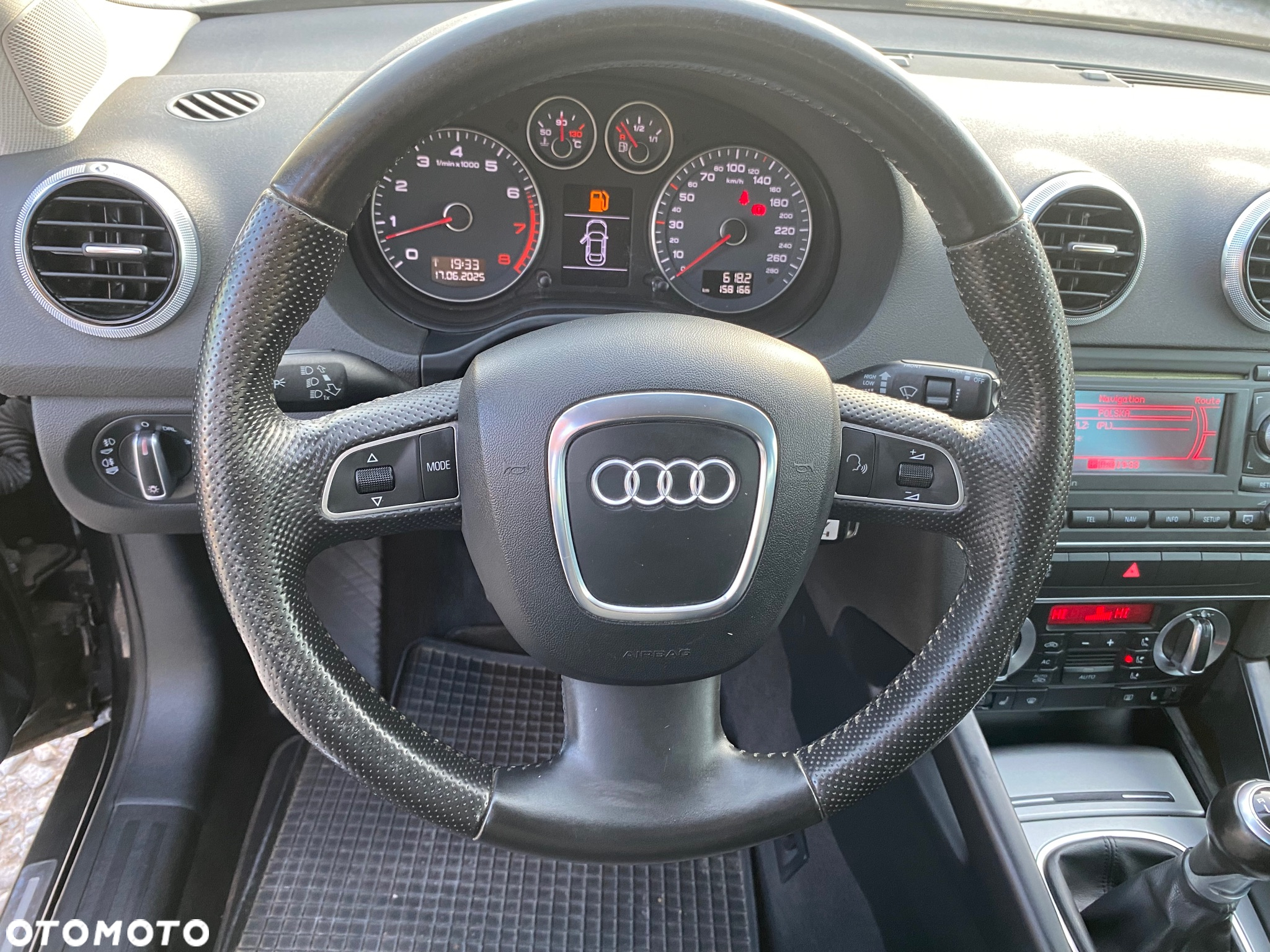 Audi A3 1.6 Sportback Attraction - 31