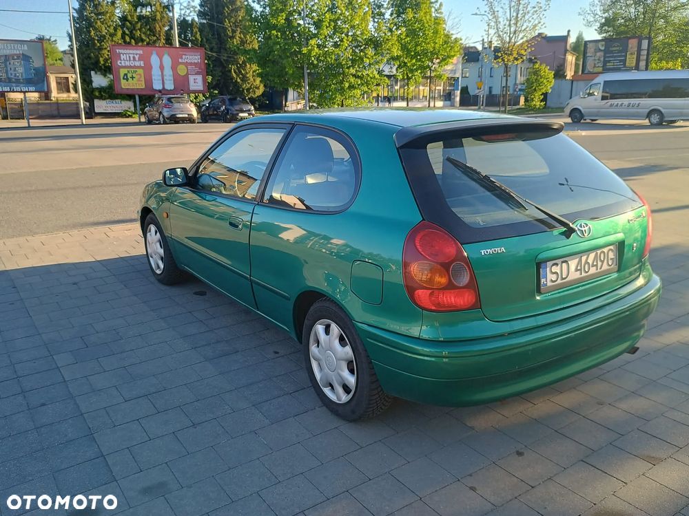 Toyota Corolla - 6