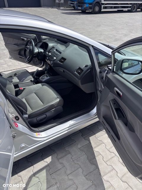 Honda Civic 1.3i-DSI i-VTEC IMA CVT - 9