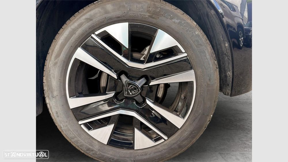 Peugeot 208 1.2 Hybrid Allure e-DCS6 - 11