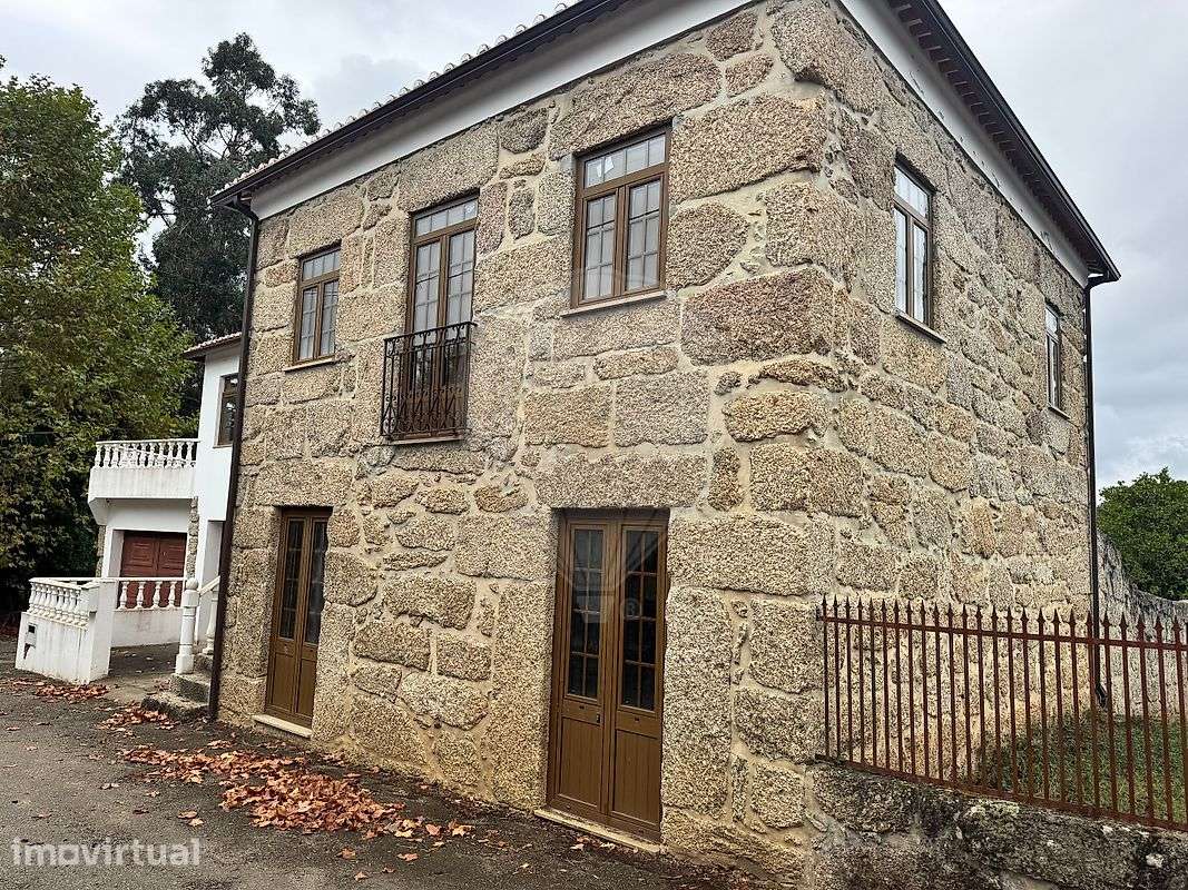 Moradia T2 para venda - Grande imagem: 2/25