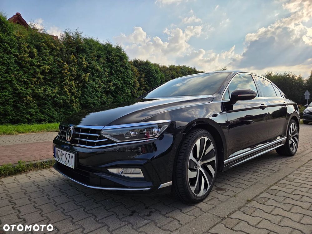 Volkswagen Passat 1.5 TSI EVO Elegance DSG - 1