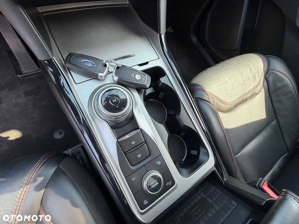 Ford Explorer - 20