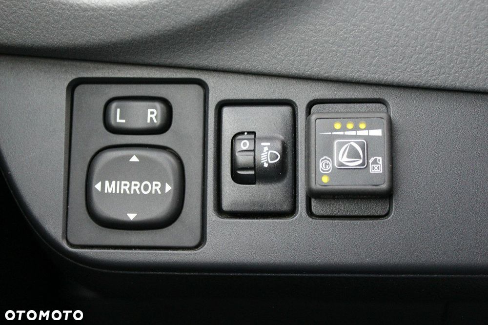 Toyota Yaris 1.0 Active - 18