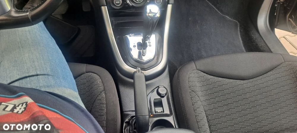 Peugeot 308 e-HDi FAP 110 Stop&Start EGS6 Allure - 8
