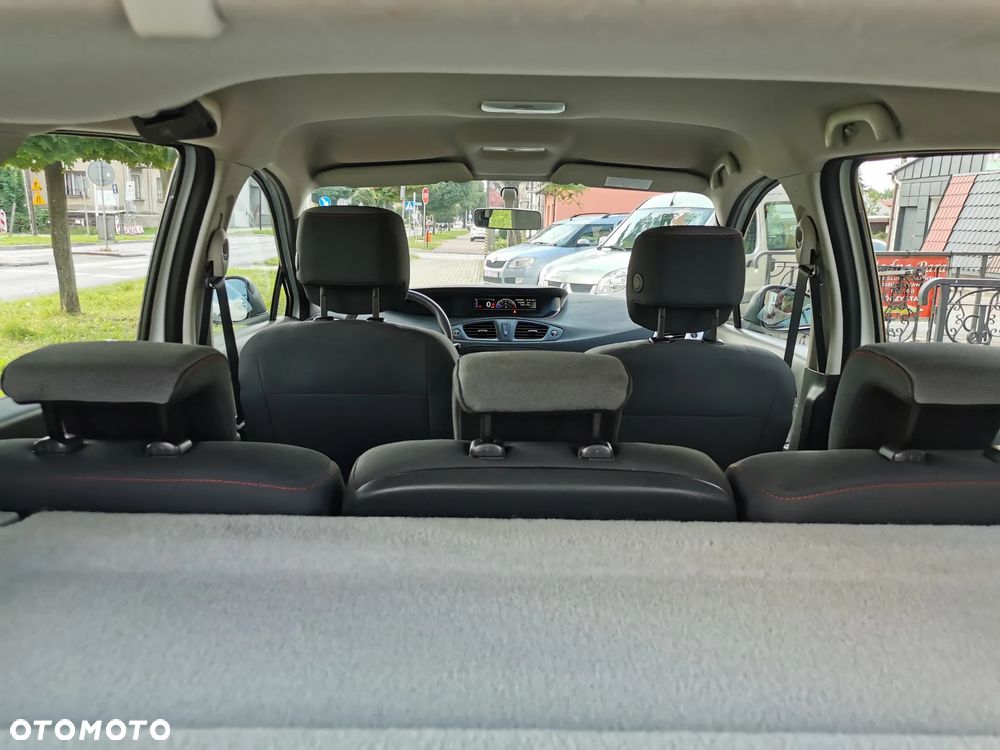 Renault Scenic - 12