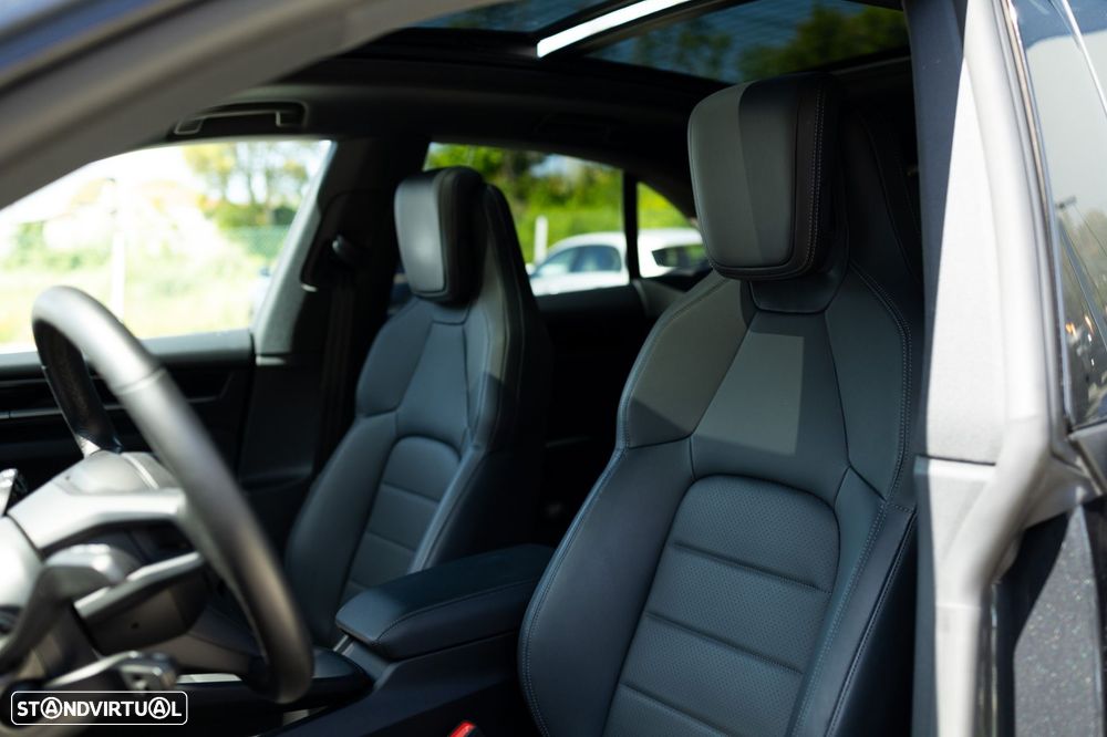 Porsche Macan Electric 4 - 27