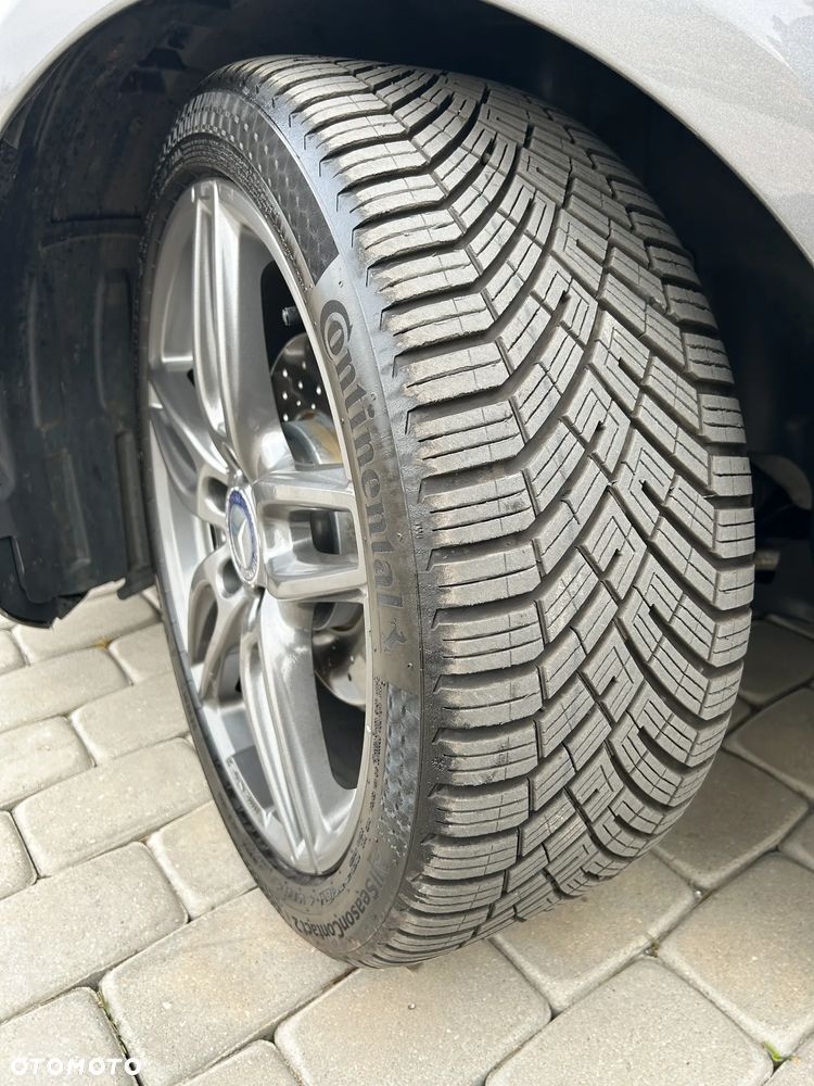 Mercedes-Benz CLA 180 7G-DCT AMG Line - 28