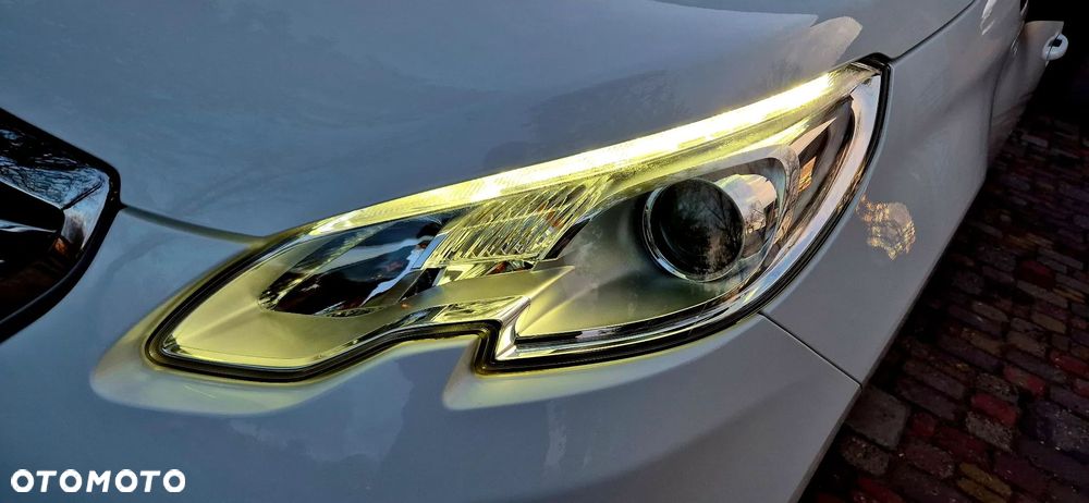 Peugeot 2008 PureTech 110 Stop&Start Allure - 29