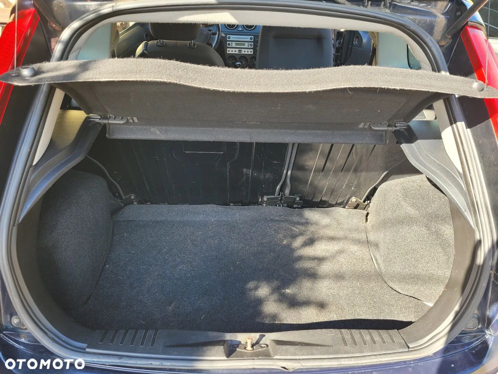 Ford Fiesta - 8