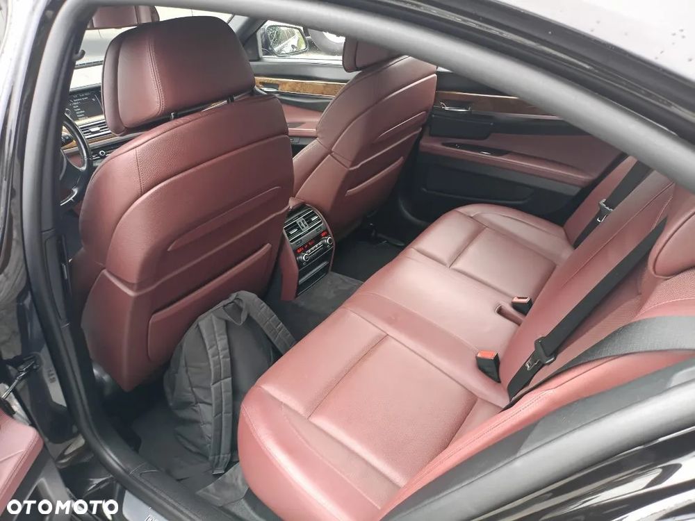 BMW Seria 7 - 9