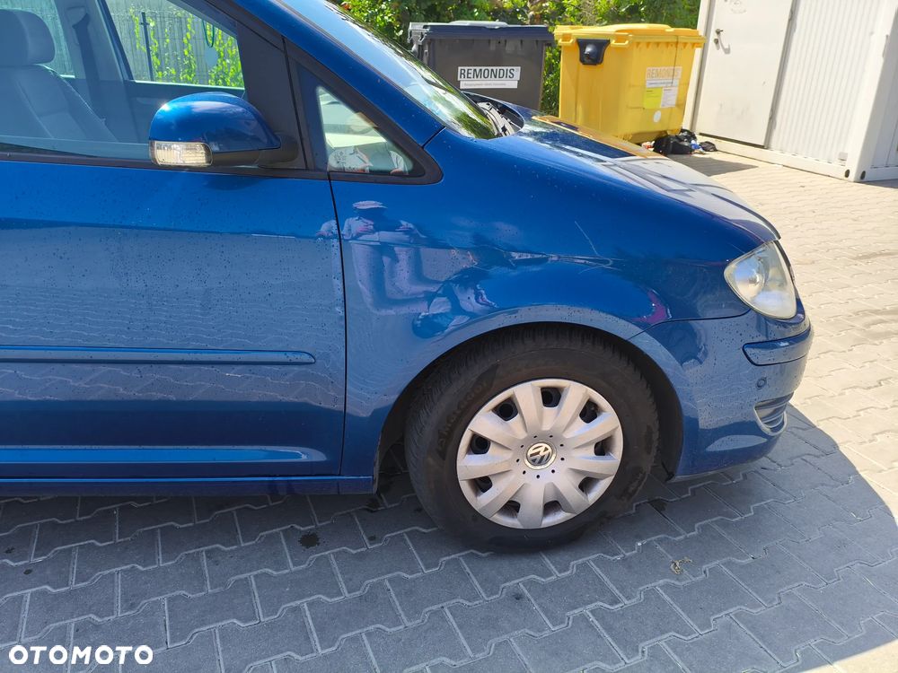 Volkswagen Touran 1.4 TSI DSG Conceptline - 9