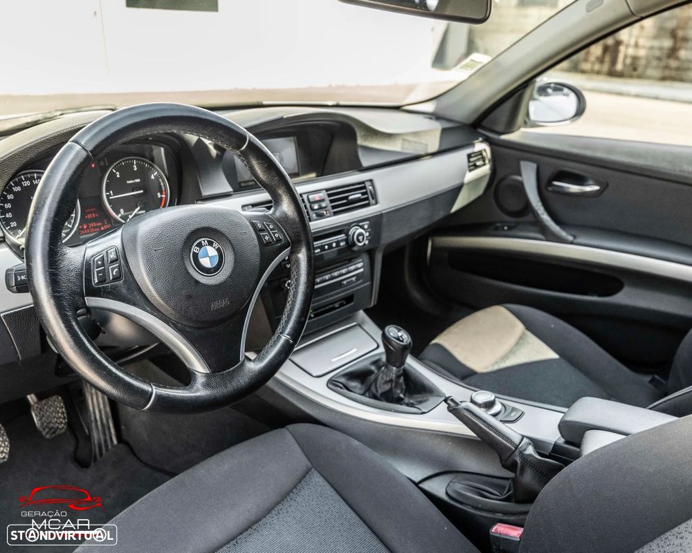 BMW 320 d - 8