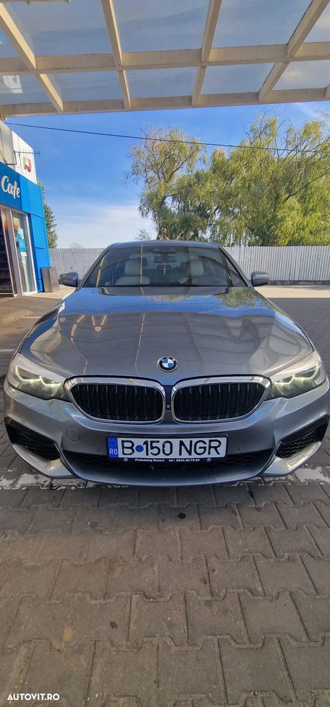 BMW Seria 5 520d xDrive AT - 11