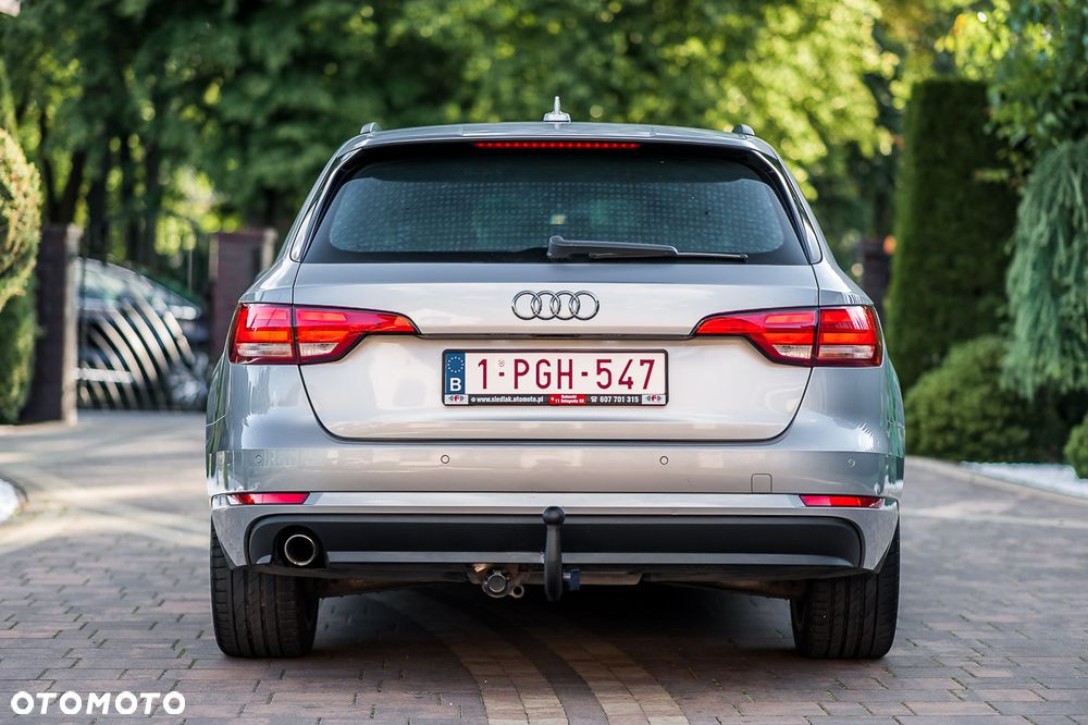 Audi A4 Avant 2.0 TDI design - 6