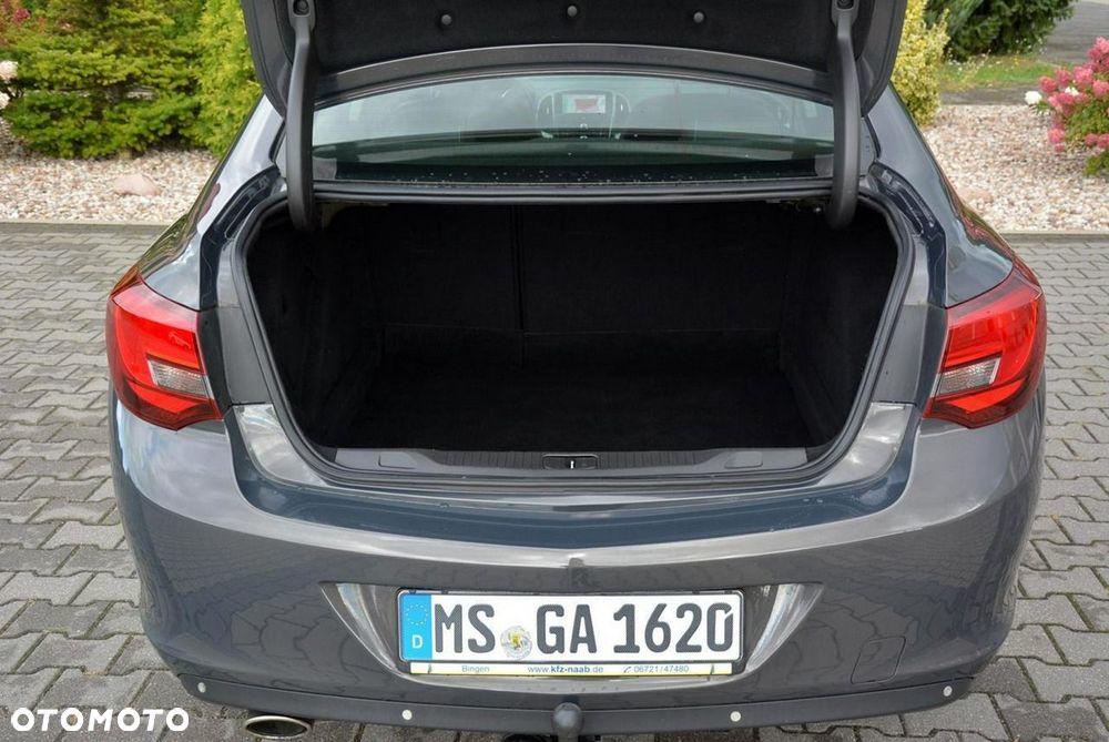 Opel Astra 2013