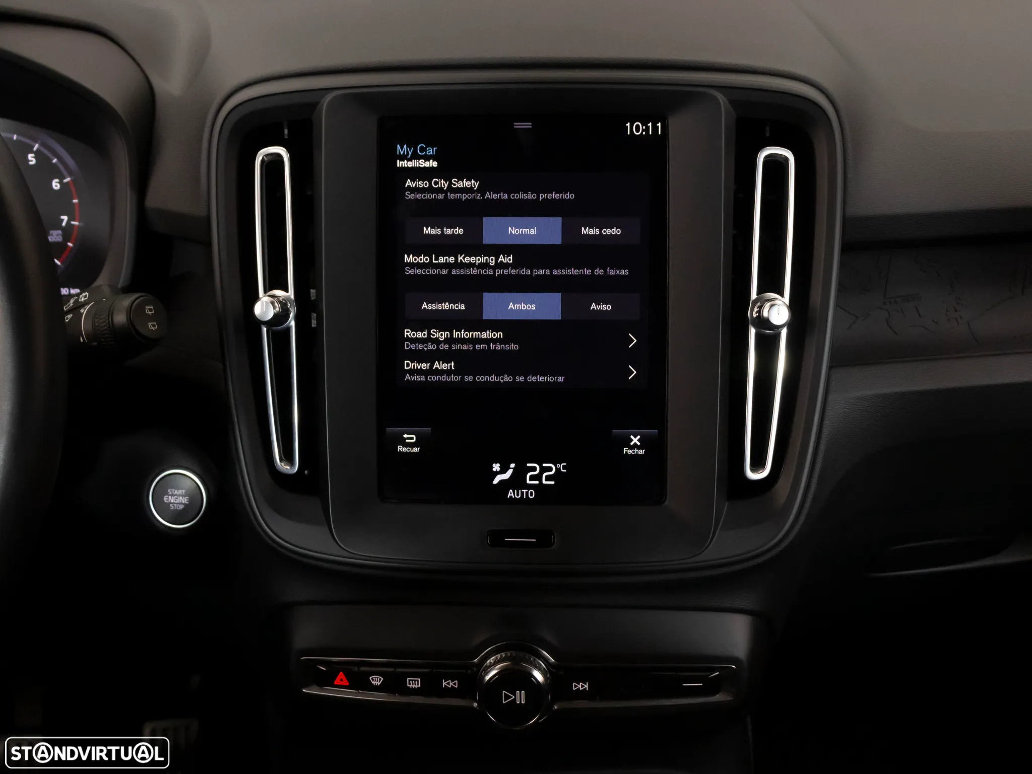Volvo XC 40 1.5 T2 Momentum Core - 30