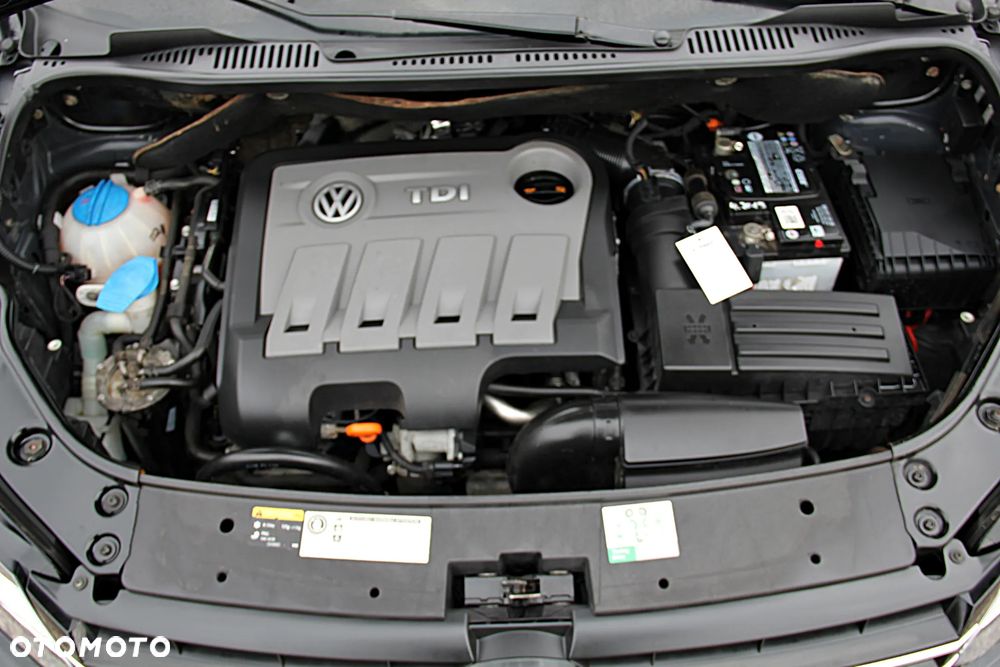 Volkswagen Touran 2.0 TDI DPF Comfortline - 36