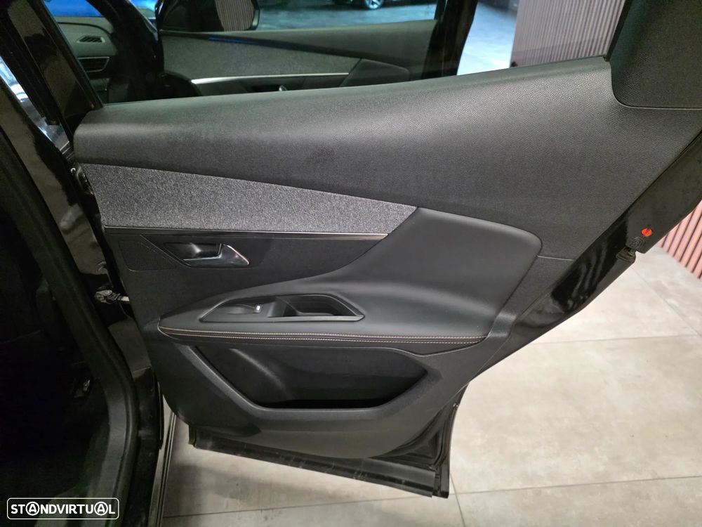 Peugeot 3008 BlueHDi 130 Stop & Start EAT8 GT Pack - 21