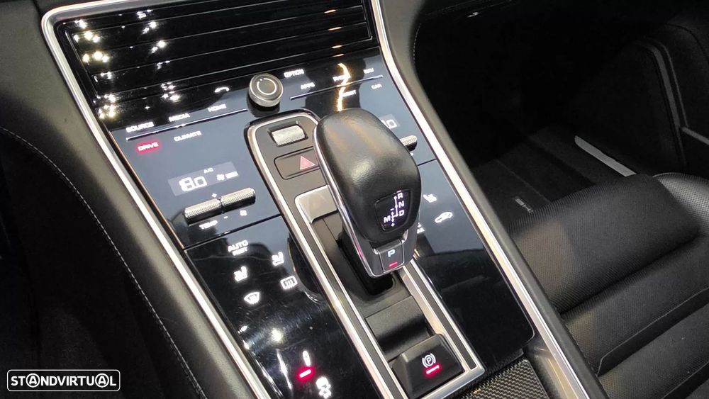 Porsche Panamera 4 S - 54