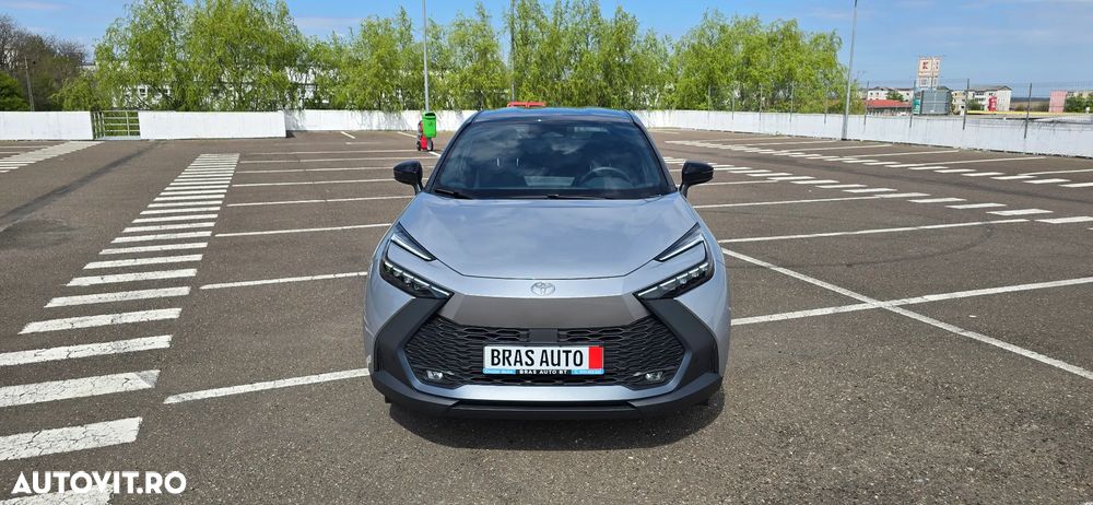 Toyota C-HR 1.8 Hybrid Team Deutschland - 9