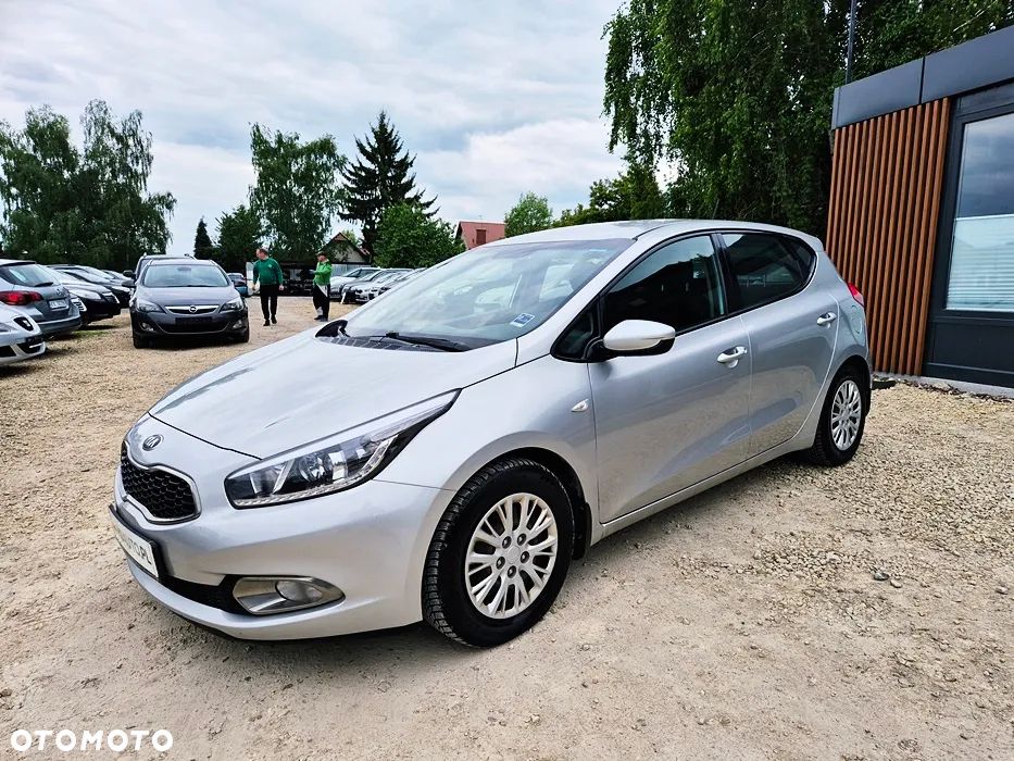 Kia Ceed Cee'd 1.4 XL - 28