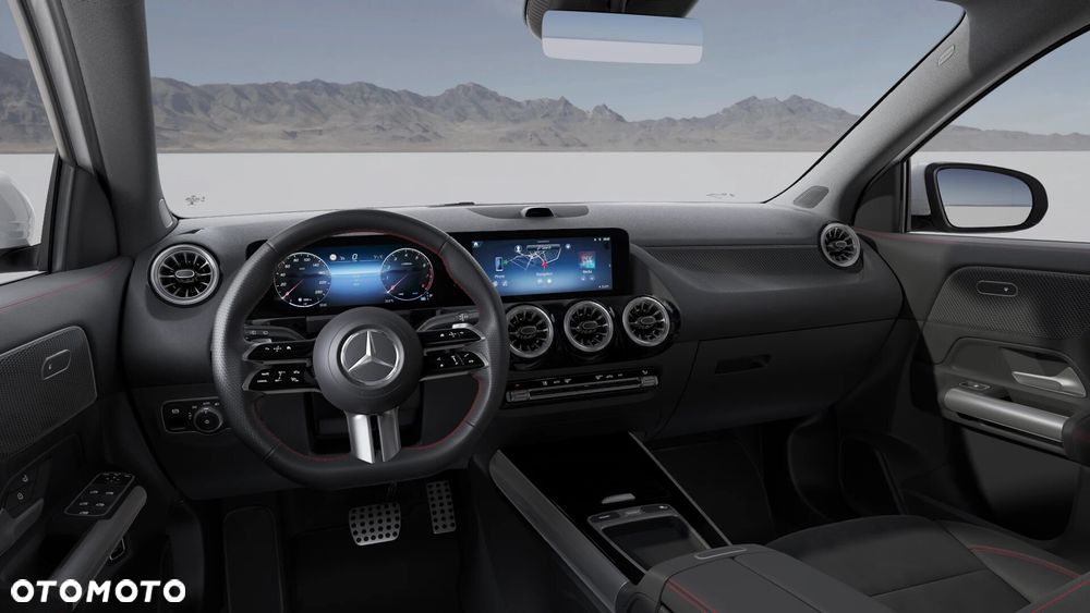 Mercedes-Benz GLA - 9