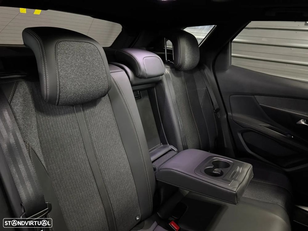 Peugeot 3008 1.2 PureTech GT - 30