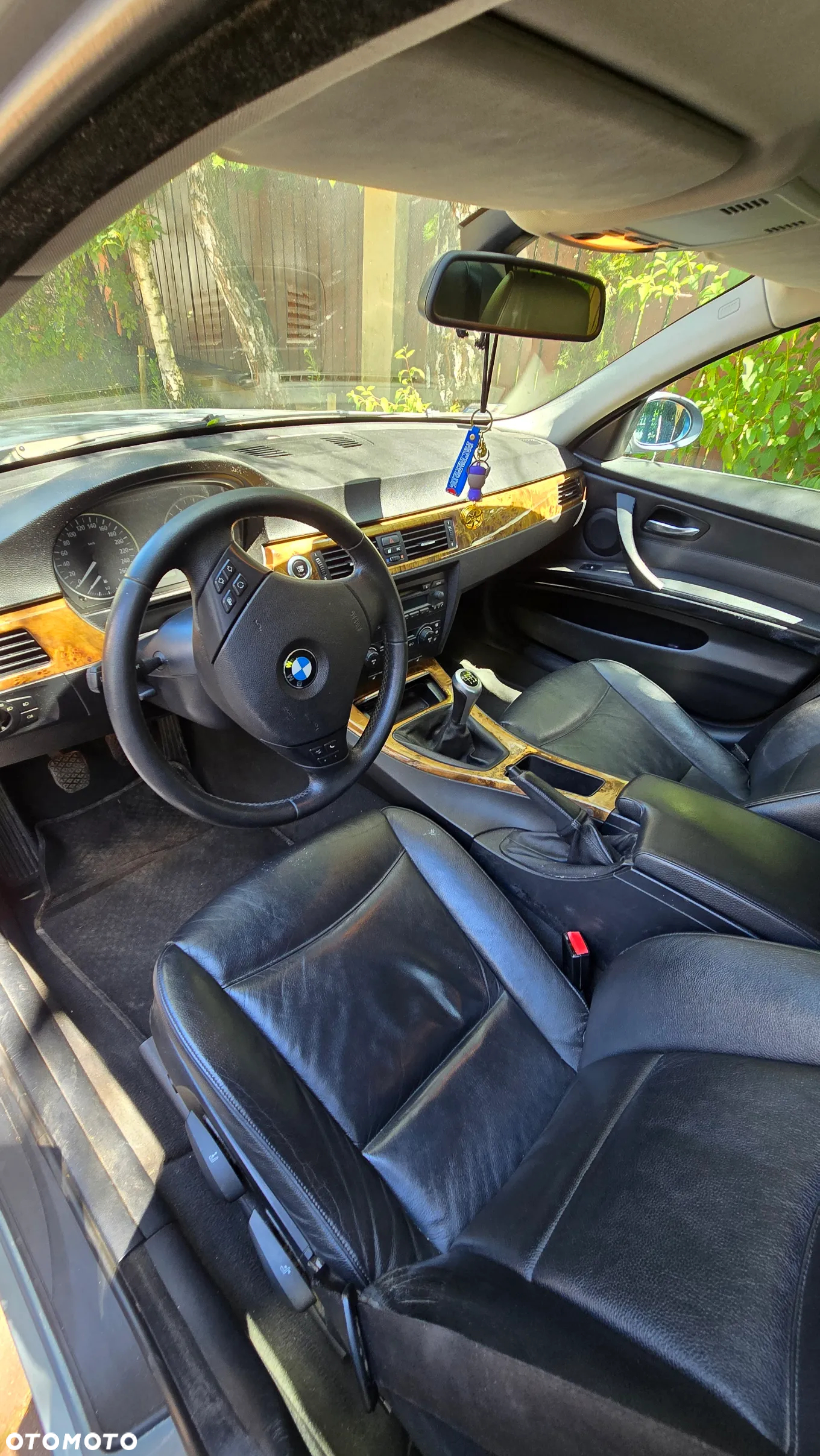 BMW Seria 3 325i - 5