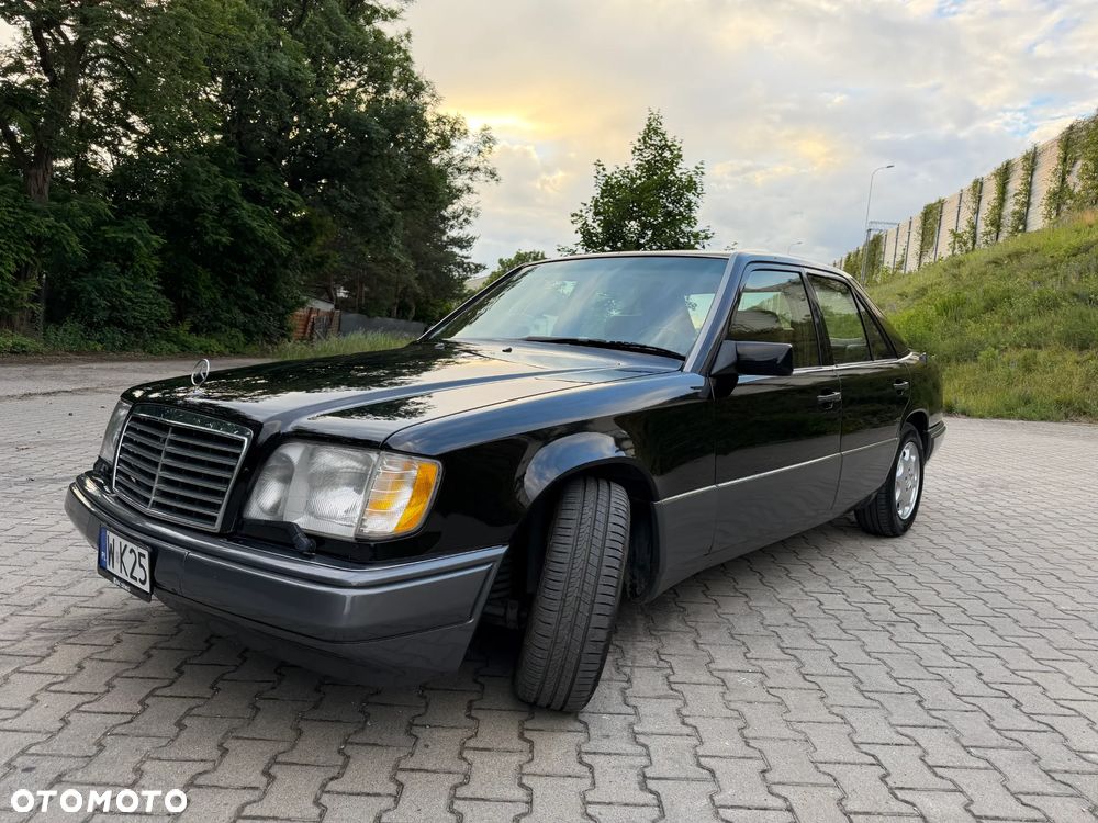 Mercedes-Benz Klasa E - 1