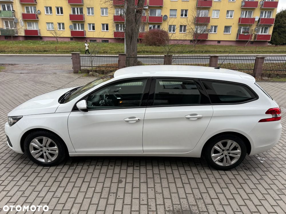 Peugeot 308 1.5 BlueHDi Active Pack Business S&S EAT8 - 11