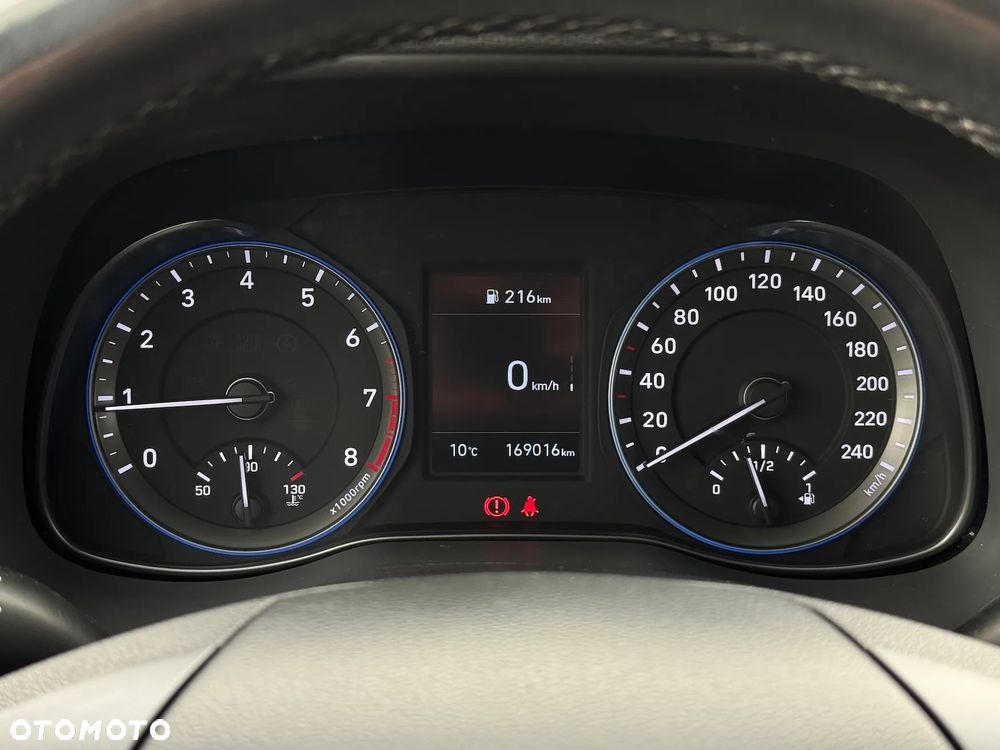 Hyundai Kona - 8