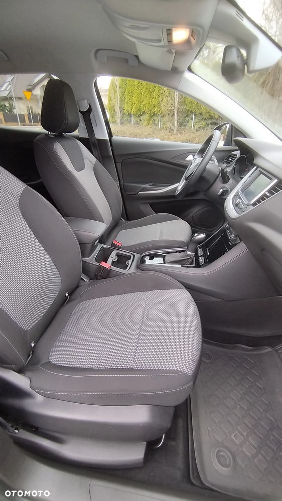 Opel Grandland X 1.2 T GPF Design Line S&S - 16