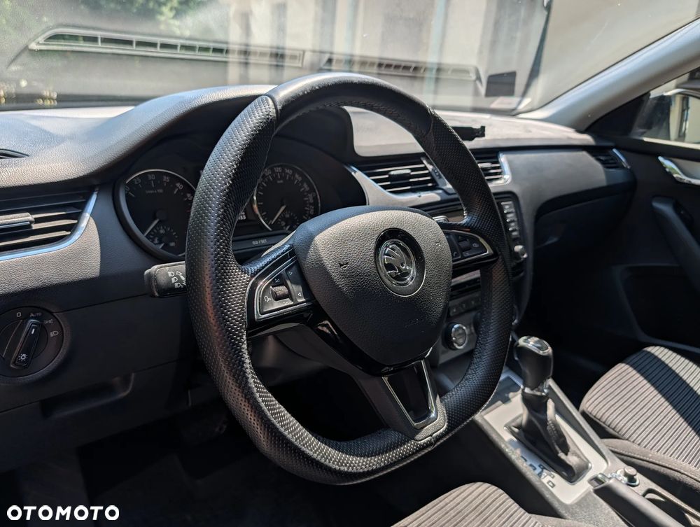 Skoda Octavia 2.0 TDI Style DSG - 19