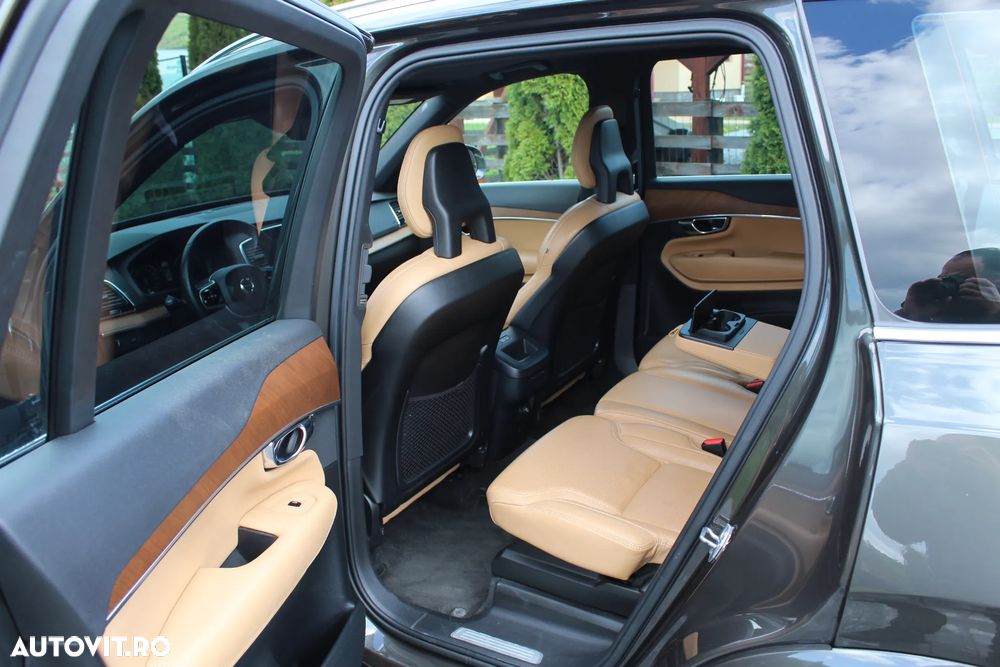 Volvo XC 90 D5 AWD Geartronic Inscription - 14