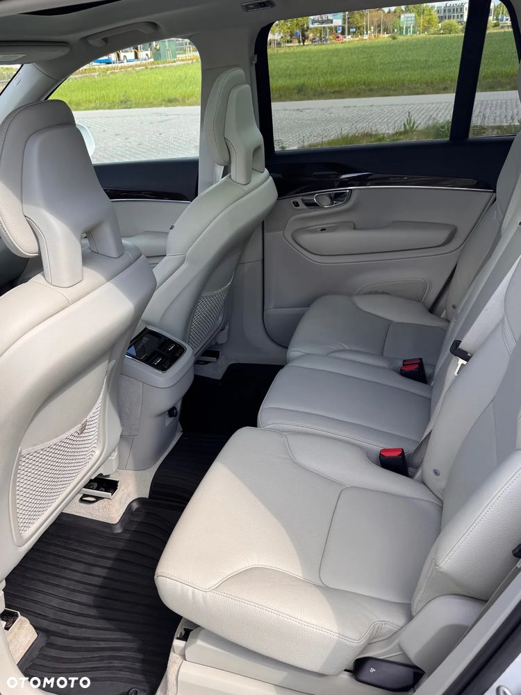 Volvo XC 90 T6 AWD Momentum 7os - 8