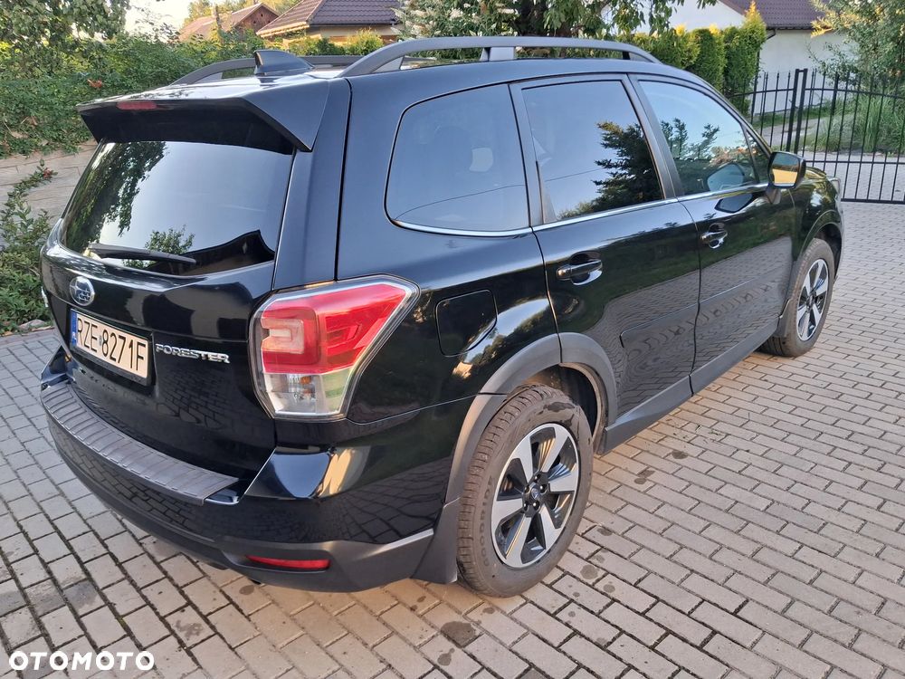 Subaru Forester 2018 photo 3