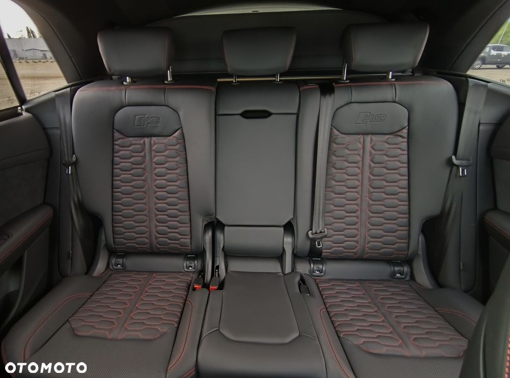 Audi RS Q8 - 35